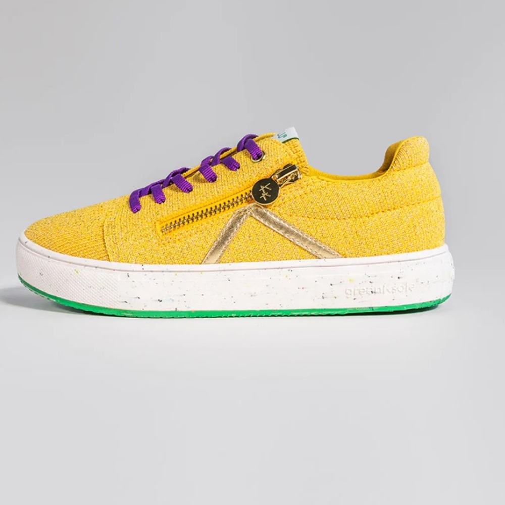 KOKOLU COMFORT KNIT SNEAKER | brand new only worn once